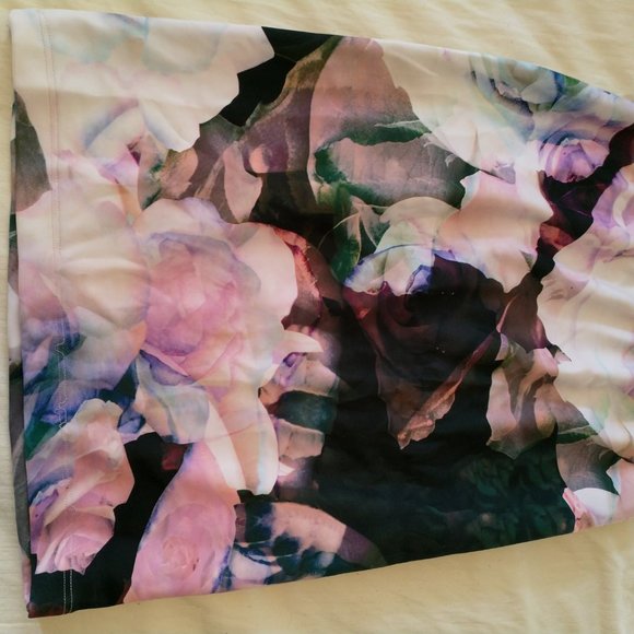 Formal Floral Pencil Skirt - Picture 2 of 3